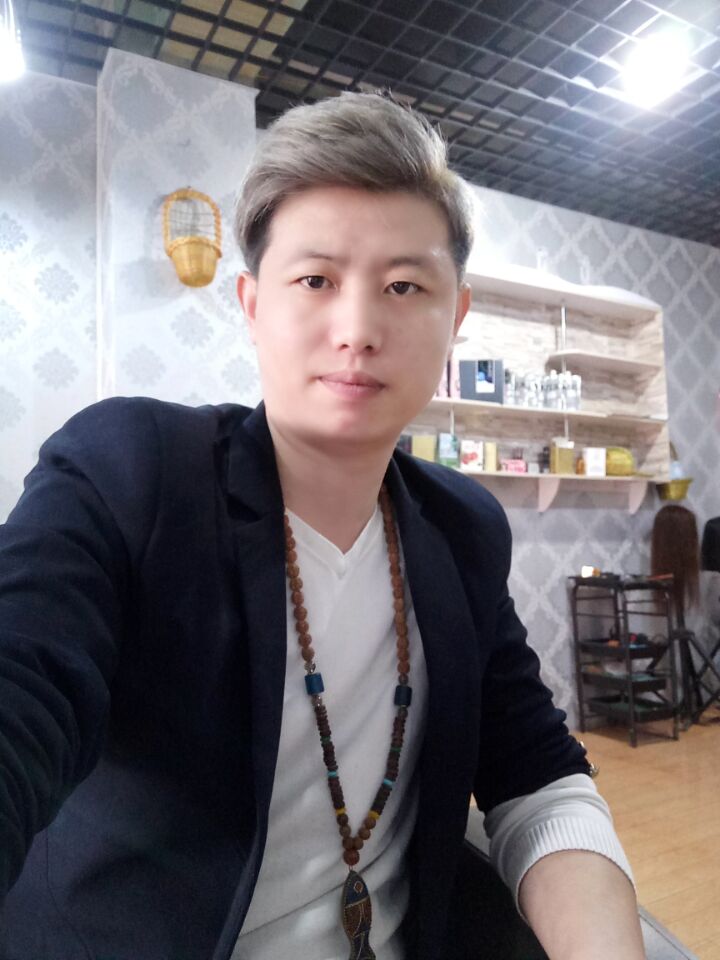 你狂由你狂，清风拂山岗！