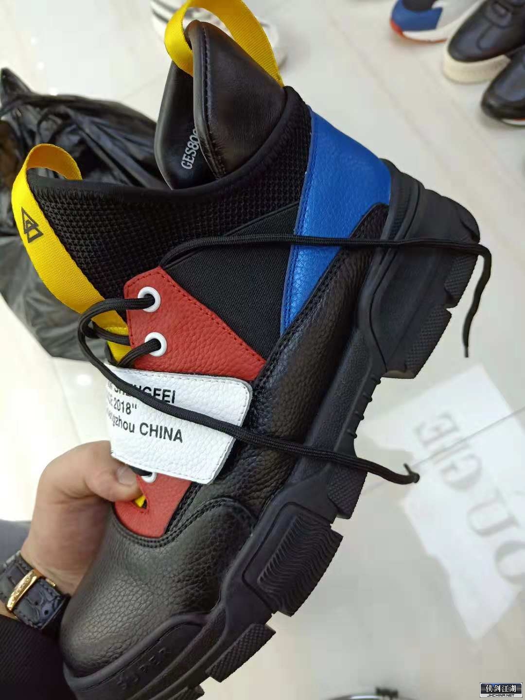 微信图片_20181126183423.jpg